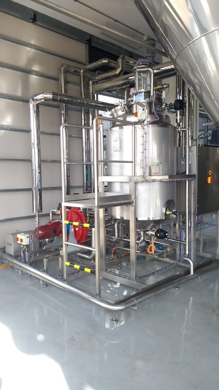 Montaje de Piping y Equipos Para Cerveceria Quilmes Tucuman en Sala de Fermentacion